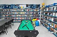 Słoneczna z nową biblioteką