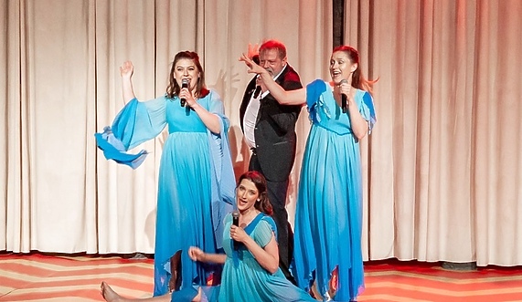 Uśmiechnięty Pan El Bląg Uśmiechnięty Pan El Bląg