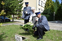 Policjanci w służbie historii