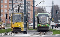 Więcej pasażerów w autobusach i tramwajach