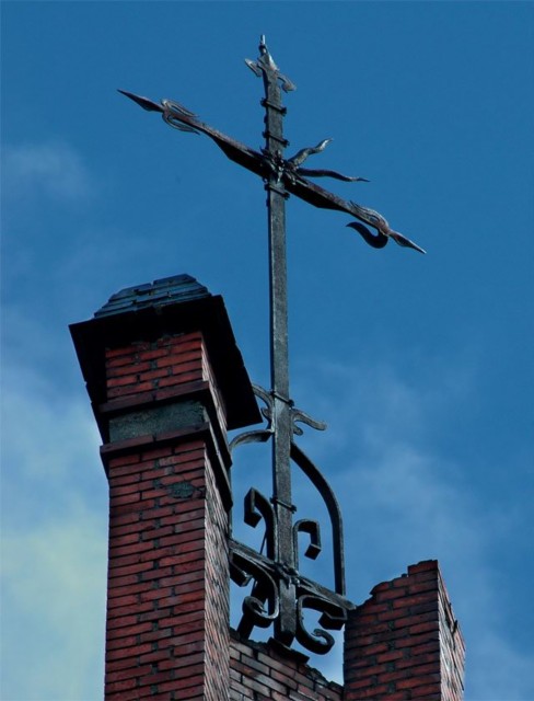 Krzyż na kościele Św. Wojciecha