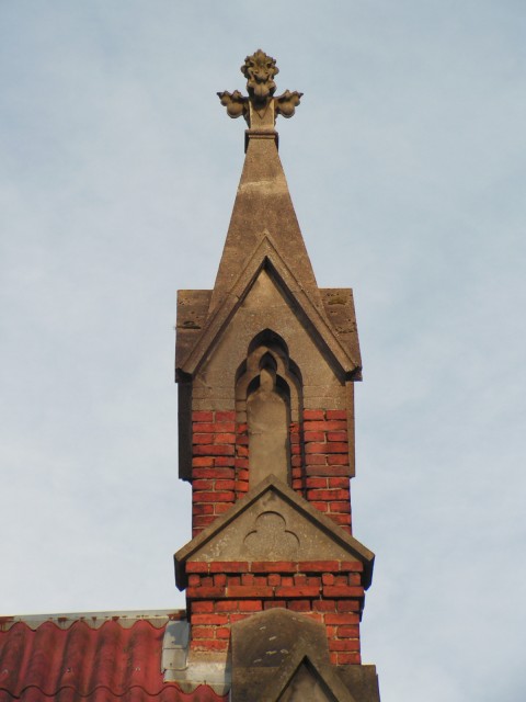Wieżyczka starego kościoła Wszystkich Świętych. (Marzec 2008)