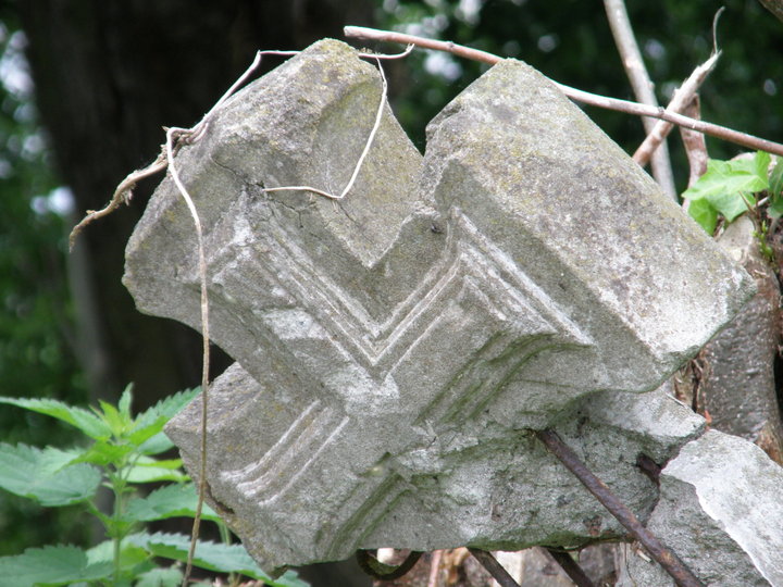 Cmentarz w Żurawcu