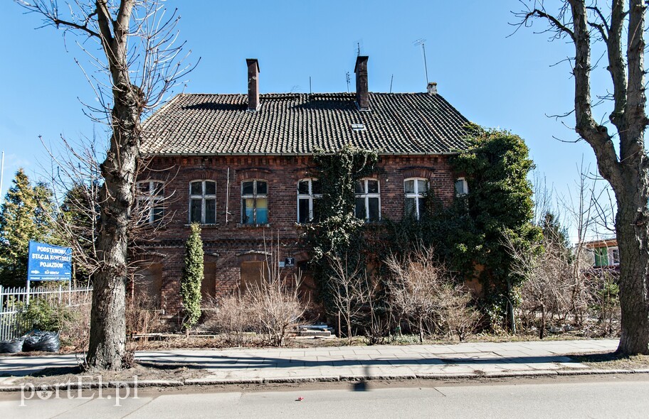 Elbląg, Budynki przy ulicach Komeńskiego i Lotniczej do rozbiórki