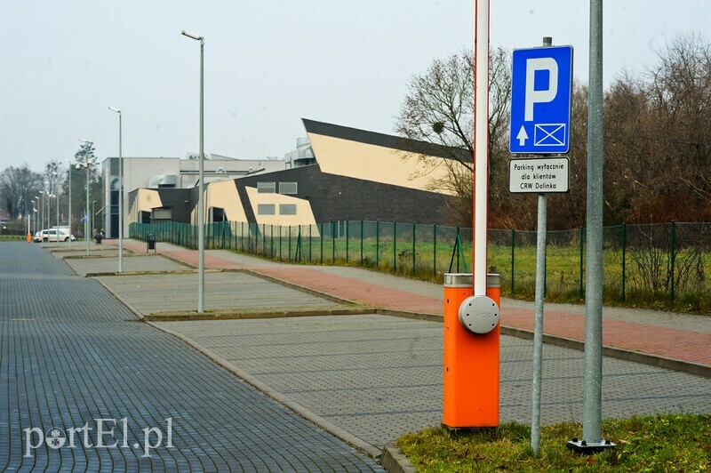 Elbląg, Czytelnik: "Parking przy basenie powinien być bezpłatny"