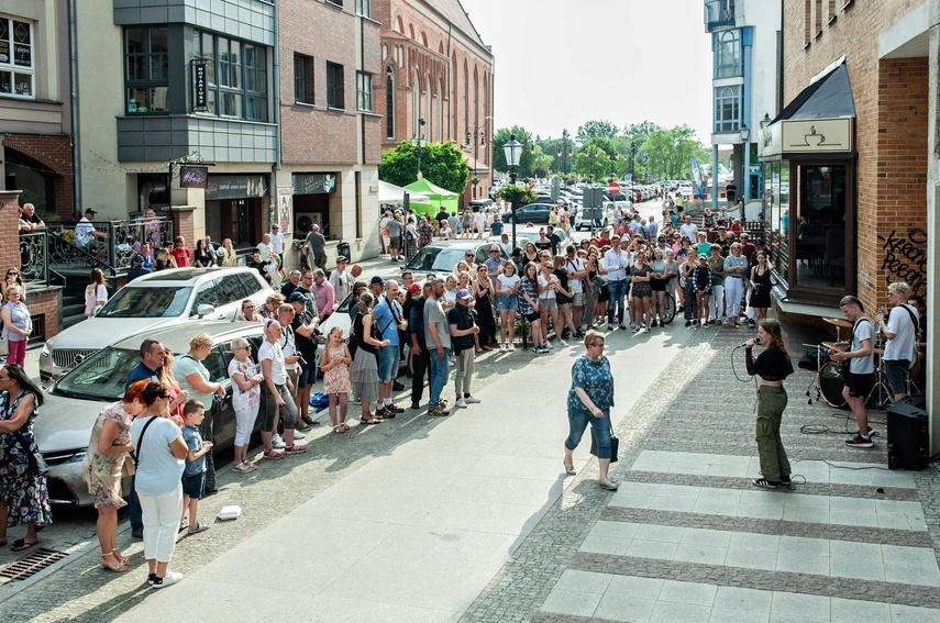 Elbląg, Koncert elbląskiej Betelgezy przy ul. Kowalskiej