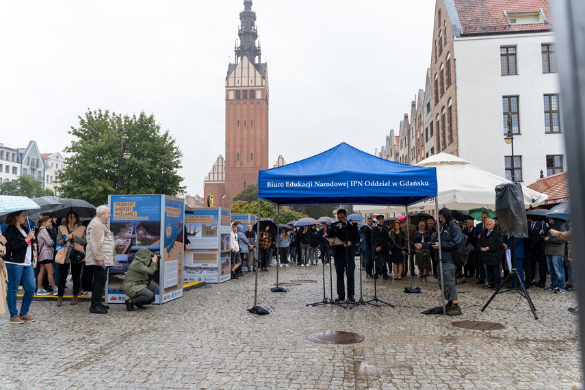 Elbląg, Otwarcie wystawy przy Moście Wysokim,