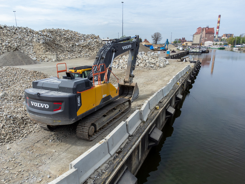 Elbląg, Senat proponuje pieniądze na elbląski port. Ostateczna decyzja w rękach posłów