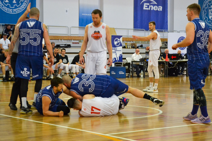 Elbląg, Basketball bez awansu