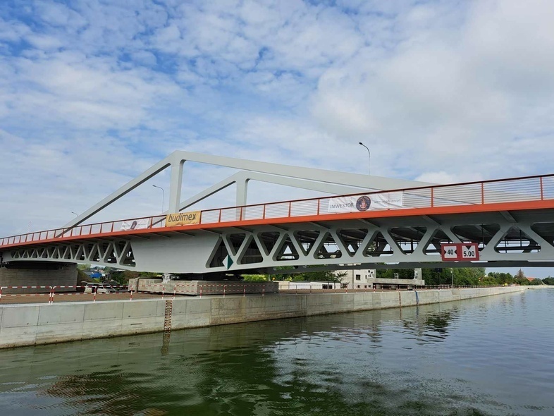 Elbląg, Most w Nowakowie ma prześwit do 5 m