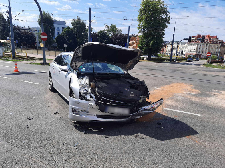 Elbląg, Auto poszkodowanego kierowcy (zdj. nadesłane)