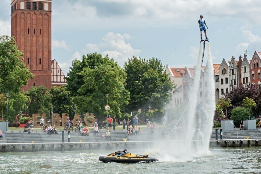 Elbląg, Pokazy flyboard na rzece Elbląg