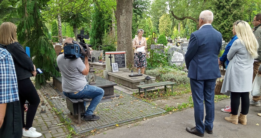 Elbląg, Oddali hołd bohaterom z Virtuti Militari