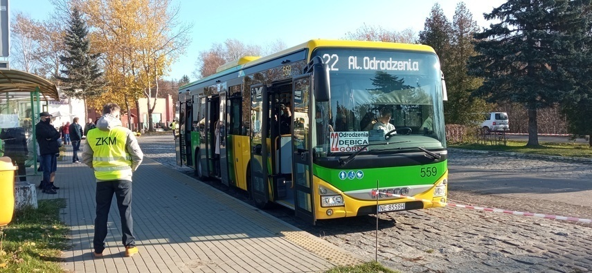 Elbląg, Komunikacja miejska w okresie Wszystkich Świętych