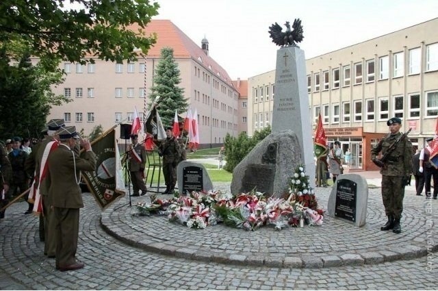 Elbląg, Uczcijmy pamięć Powstańców Warszawskich