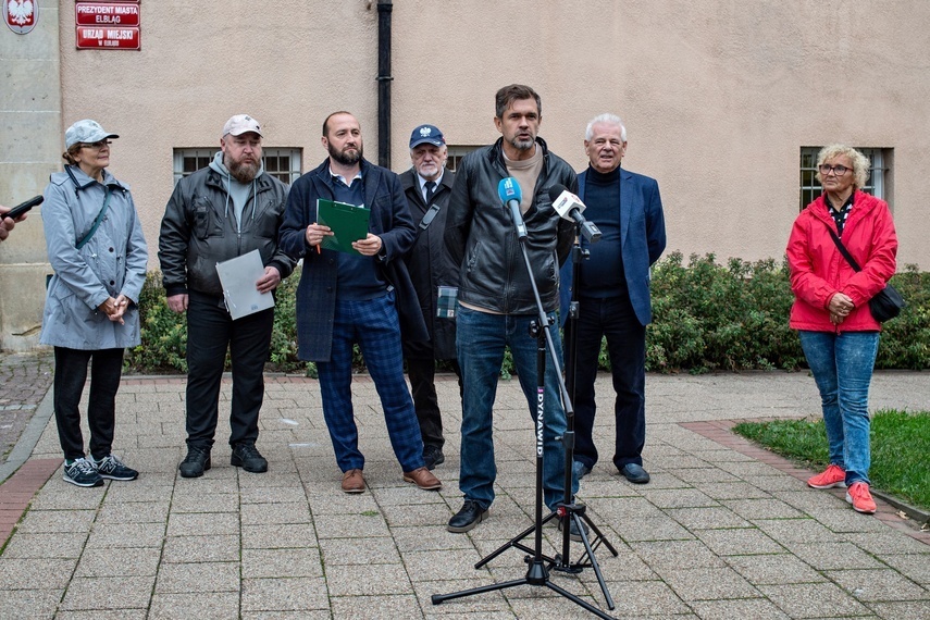 Elbląg, Chcą referendum o imigrantach