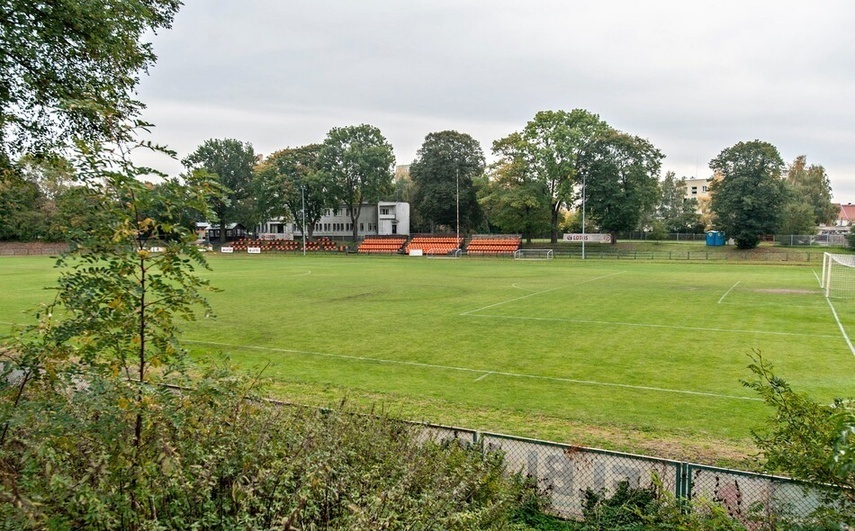 Elbląg, Krok w kierunku stadionu lekkoatletycznego