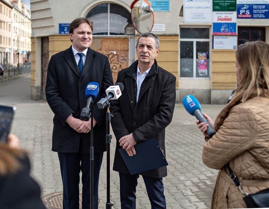 Elbląg, Od lewej Tomasz Budziński i Jerzy Wcisła,