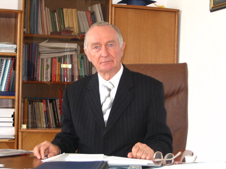 Elbląg, prof. dr Zdzisław Dubiella, prorektor i założyciel EUH-E.