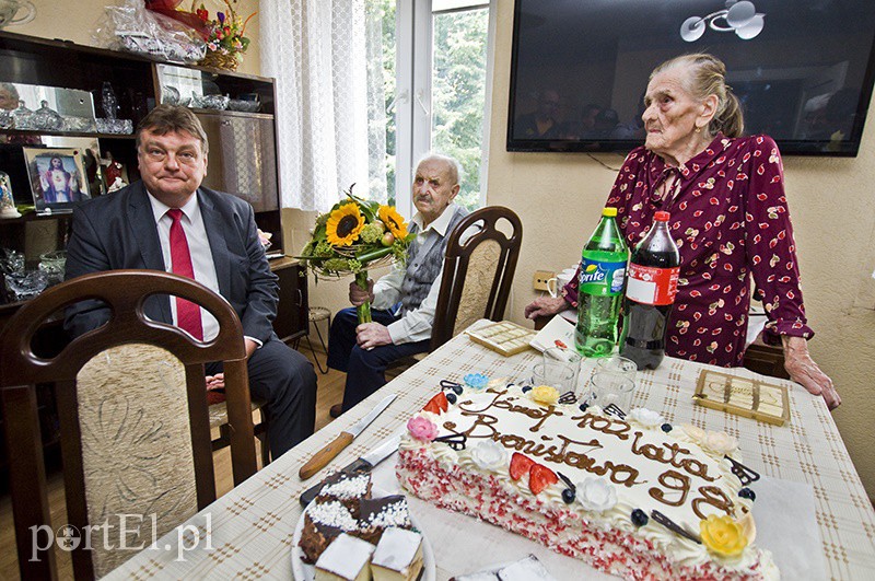 Elbląg, Pani Bronisława będzie świętować 98. urodziny, jej mąż Józef - 102.