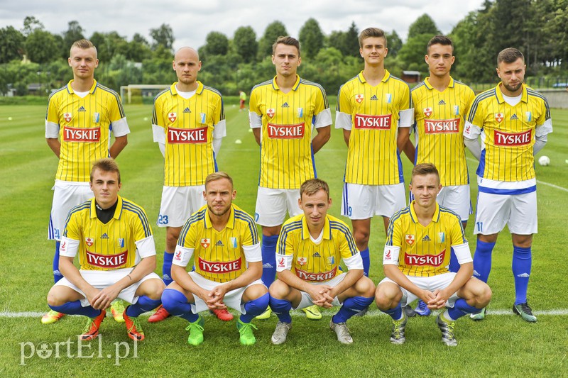 Elbląg, Stoją: Patryk Wieliczko, Mateusz Szmydt, Jakub Bojas, Rozumowski, Kacper Korkliniewski, Rafał Lisiecki. W pierwszym rzędzie: Bartosz Danowski, Radosław Stępień, Damian Szuprytowski i Eryk Filipczyk