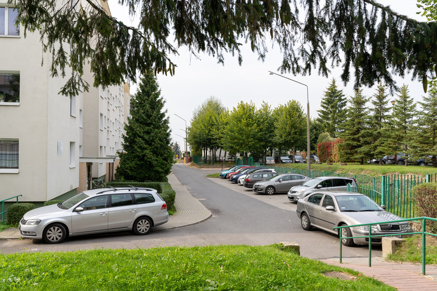 Elbląg, Tutaj kończy się ul. Korczaka. Do ul.Brzechwy brakuje 200-metrowego łącznika