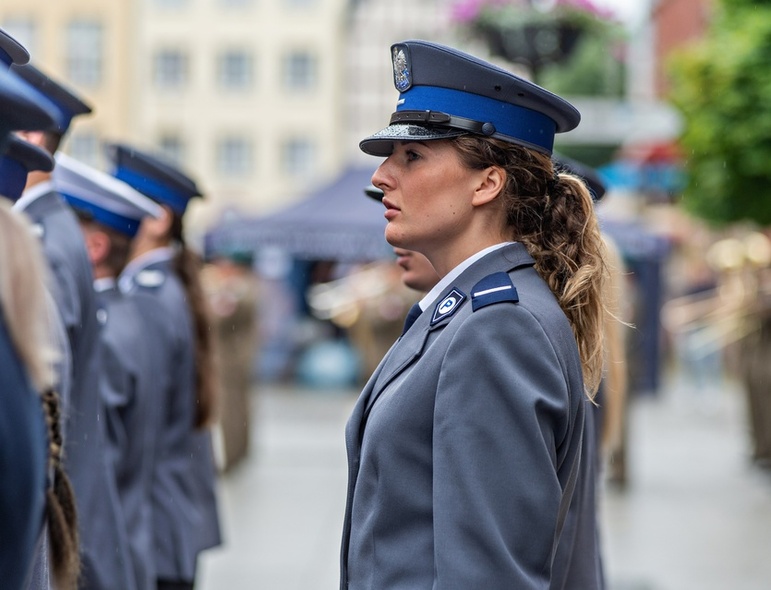 Elbląg, Apel i festyn. Policjanci świętują w Elblągu