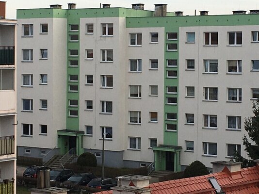 Elbląg Sprzedam mieszkanie 3 pokojowe na I piętrze w dobrej lokalizacji w Elblągu. 