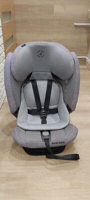 Elbląg Sprzedam fotelik samochodowy dla dzieci Maxi Cosi Titan Pro, przedział wagowy 9-36 kg, mocowanie za pomocą