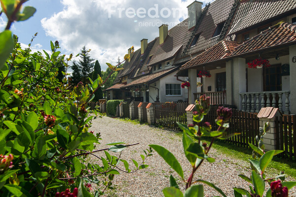 Elbląg FREEDOM NIERUCHOMOŚCISprzedam dom - Małdyty. Atrakcyjny dom położony w Plękitach k. Małdyt - bramy na