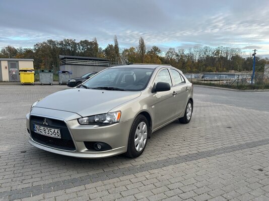 Elbląg Dzień dobry, sprzedaje samochód Mitsubishi Lancer 1.8 2011 benzyna. Jestem pierwszym włascicielem, auto kupiłem