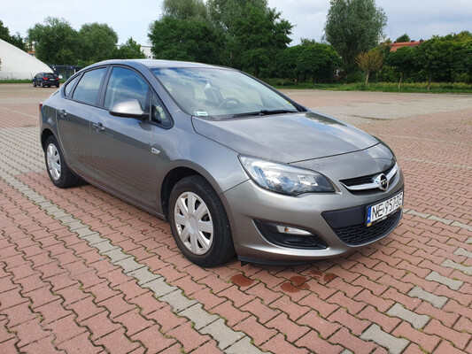 Elbląg Witam, na sprzedaż Opel Astra J z polskiego salonu, pierwszy właściciel. Auto w stanie bardzo dobrym, wszystkie