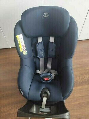 Elbląg Sprzedam fotelik RWD Britax romer dualfix m i-size z bazą 360st zakupiony w sklepie, ,Mama i ja  w Gdyni.