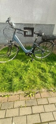 Elbląg Sprzedam używany w bardzo dobrym stanie rower elektryczny FISCHER E-Bike City Cita 2.0 szafirowo niebieski mat.