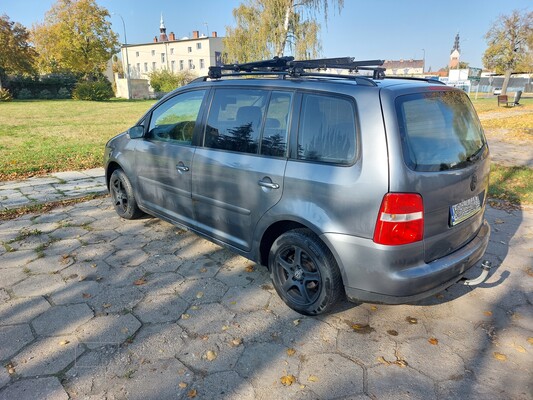 Elbląg Sprzedam Volkswagen Touran 2.0 tdi  o mocy 140km  z 2004r.   Wyposażenie:-elektyrczne