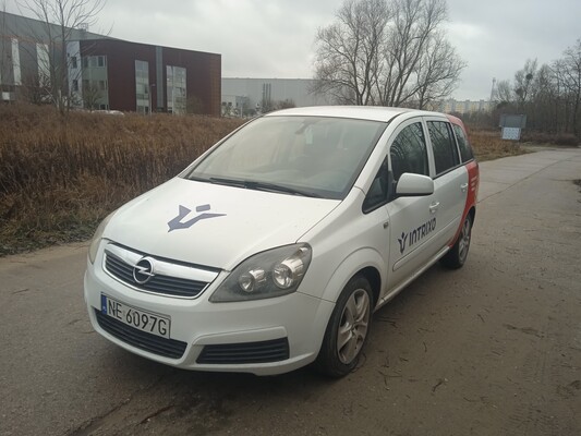 Elbląg Opel Zafira b 2010 rok
Stan techniczny ok
Wizualnie do kosmetyki