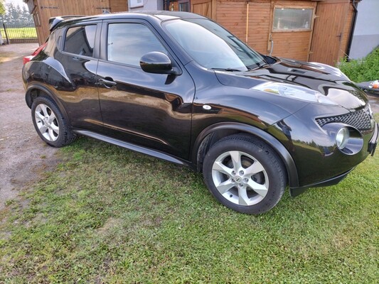 Sprzedam auto Nissan Juke. Auto w pełni sprawne, po wymianie rozrządu przy przebiegu220 000km i po serwisie olejowym.