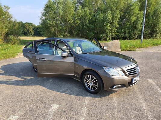 Elbląg Mercedes Benz W212,E200 CGI, BlueEFFICIENCY automat, sedan. 