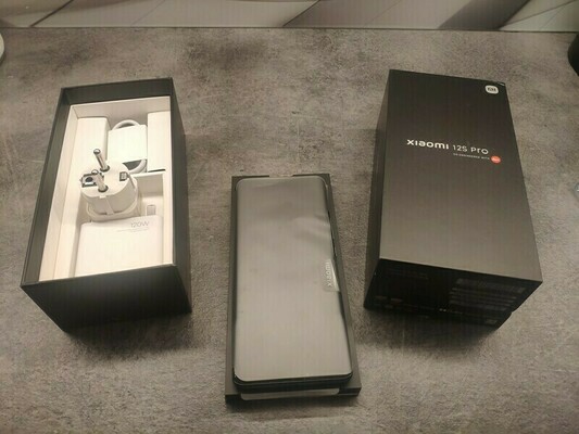 Elbląg Xiaomi 12S Pro 12G/256G Czarny. 
Telefon w stanie idealnym, używany miesiąc (wymiana na nowszy model)
Ładowarka