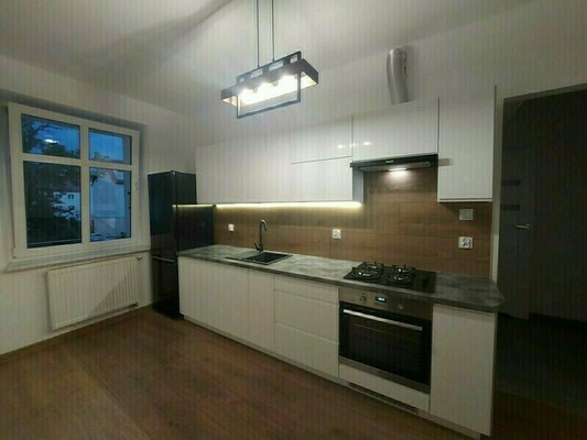 🏡 Mieszkanie do wynajęcia, 62 m2  za 2000 zł!  Mieszkanie jest po generalnym remoncie. Łącznie z