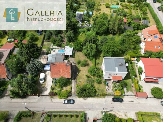 Elbląg GALERIA NIERUCHOMOŚCIZ pasji i miłości do nieruchomościNa sprzedaż: Dom w zabudowie bliźniaczej o pow.50 m2