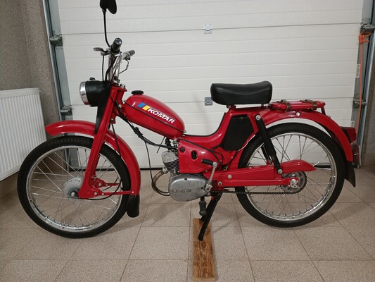 Elbląg Sprzedam motorower Komar rok 1975 zarejestrowany, cena 5700,motorynka 1984,cena 9200