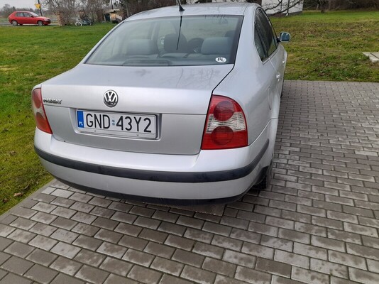 Elbląg Sprzedam Volkswagen Passat b5 1.6 benzyna 
Sedan. Kolor srebrny. Stan bardzo dobry serwisowany
na bieżąco, OC i