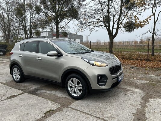 Elbląg Mam do sprzedania Kia Sportage z 2017 rok w kolorze szampański metalik. Kupiony w polskim salonie. Jestem od