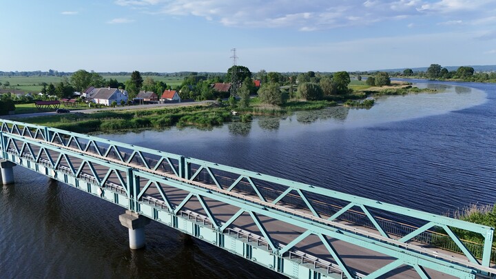 Most w Kępkach. Nogat i most w Kępkach z góry