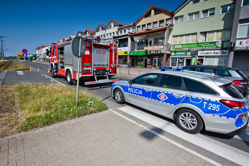 Kolizja skutera z citroenem na ul. Płk. Dąbka zdjęcie nr 242561