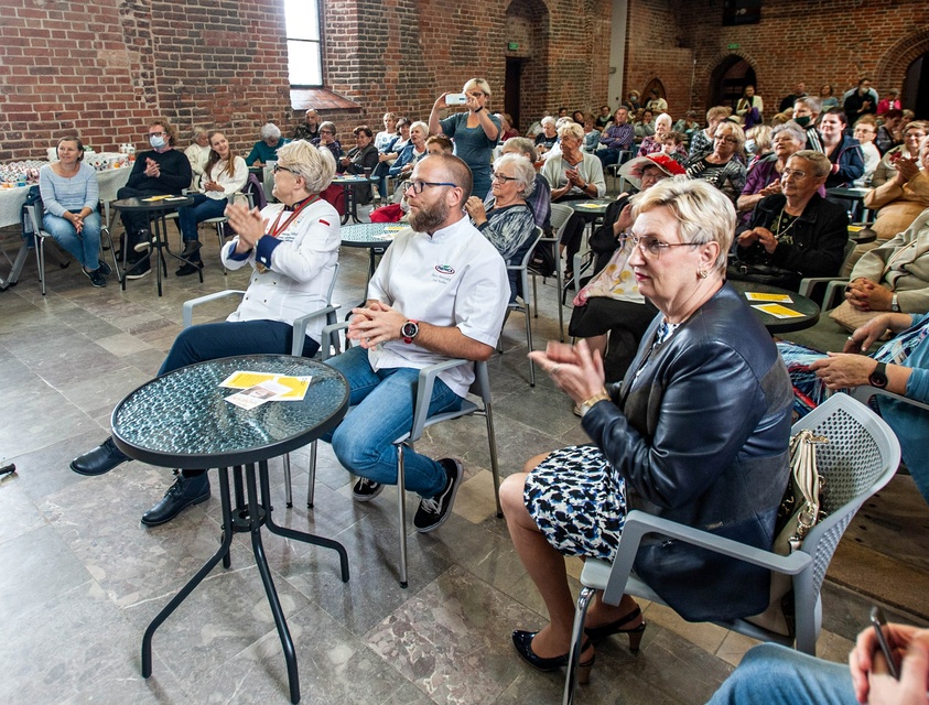 Słodkie Włochy na talerzu. Warsztaty kulinarne w bibliotece zdjęcie nr 246160