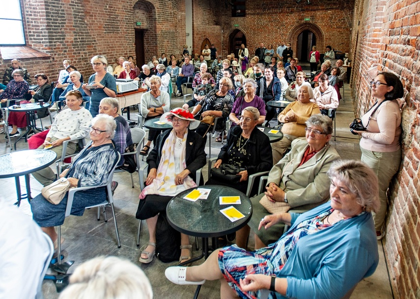 Słodkie Włochy na talerzu. Warsztaty kulinarne w bibliotece zdjęcie nr 246161