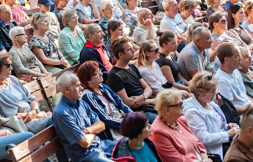 Leśna muzyka w leśnym anturażu. Dobiegł końca XXIV Letni Salon Muzyczny zdjęcie nr 246371