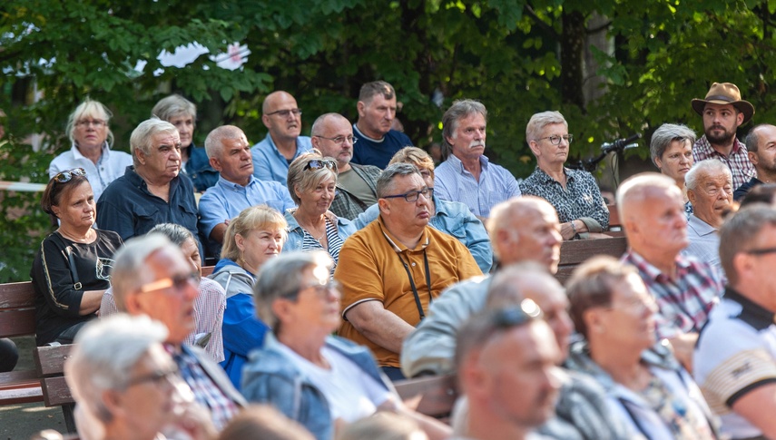 Leśna muzyka w leśnym anturażu. Dobiegł końca XXIV Letni Salon Muzyczny zdjęcie nr 246376